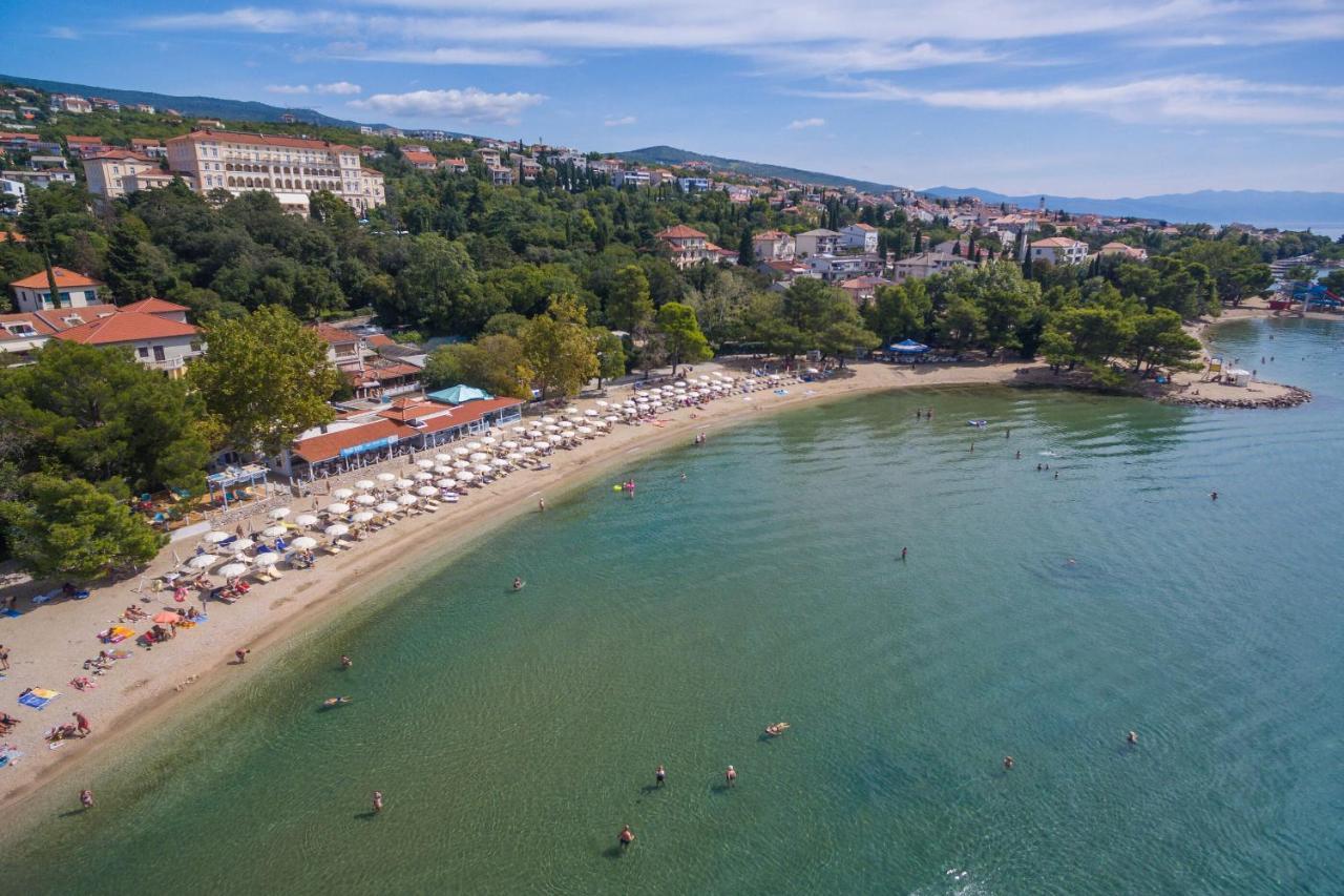 Apartment Riky Crikvenica Buitenkant foto