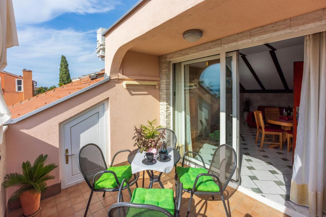 Apartment Riky Crikvenica Buitenkant foto